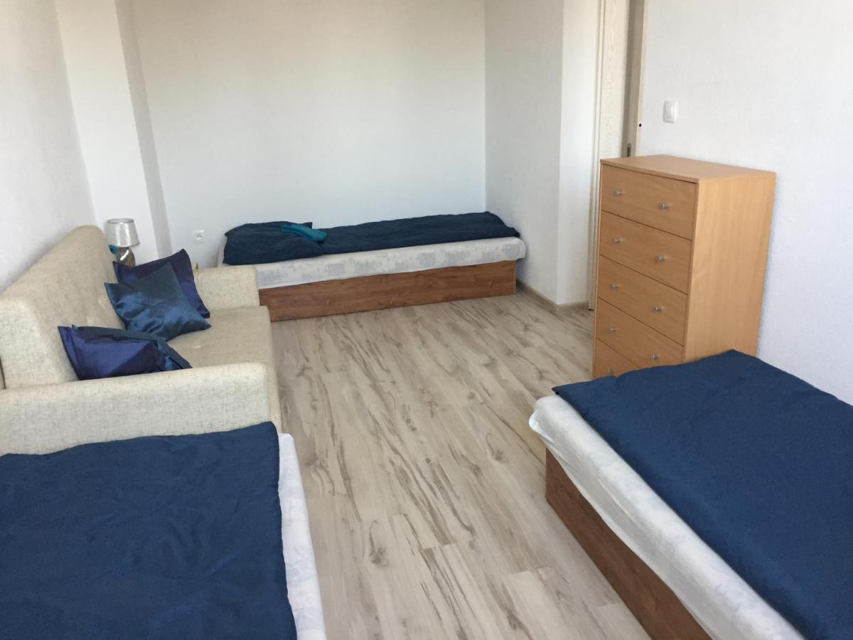 Apartman C.1 Haliganda*** Lägenhet Liptovský Hrádok Exteriör bild