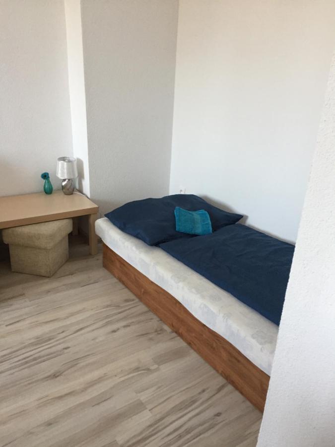 Apartman C.1 Haliganda*** Lägenhet Liptovský Hrádok Exteriör bild